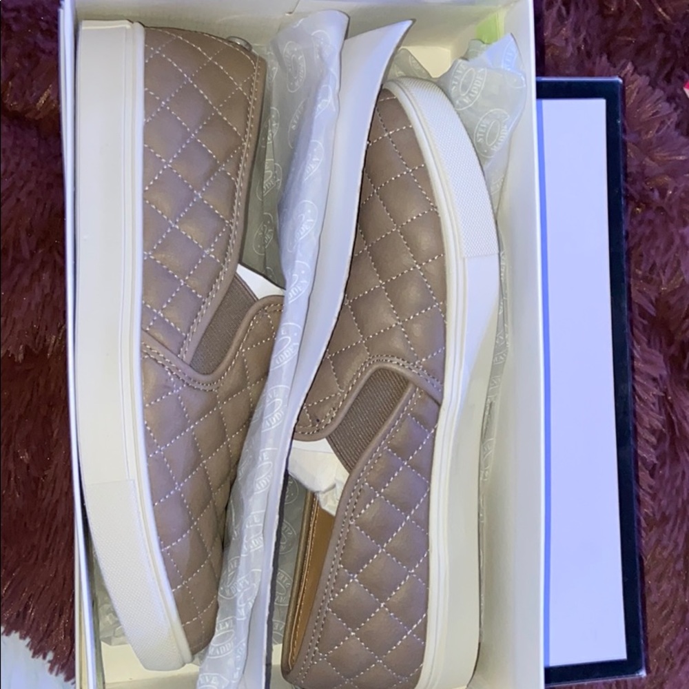 Women’s Steve Madden Slip Ons